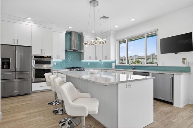 314 6TH AVENUE, Indian Rocks Beach, FL 33785