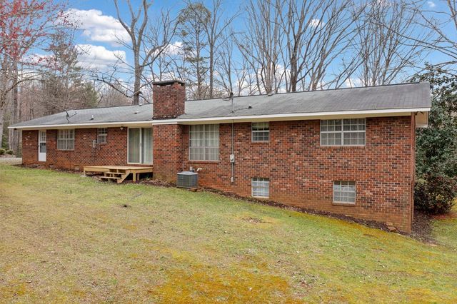 320 Old Hwy 2, Blue Ridge, GA 30513