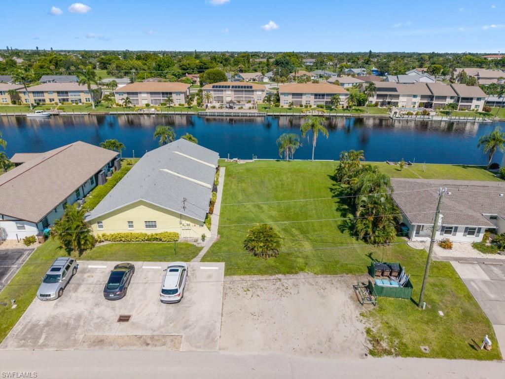 4520 5th PL, CAPE CORAL, FL 33904 — exterior