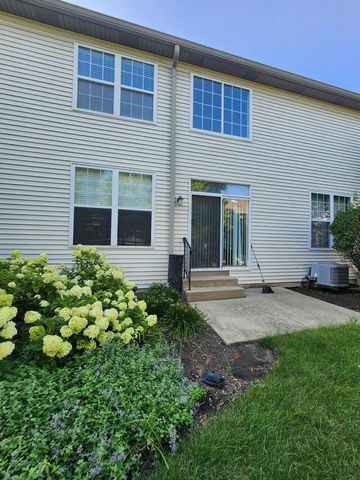 2822 Gypsum Circle, Naperville, IL 60564