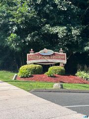 28 Prospect Street 2, Manchester, CT 06040