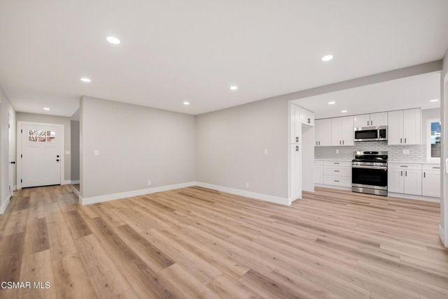 2405 Lee Street, Simi Valley, CA 93065