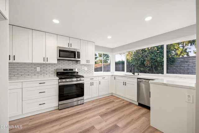 2405 Lee Street, Simi Valley, CA 93065