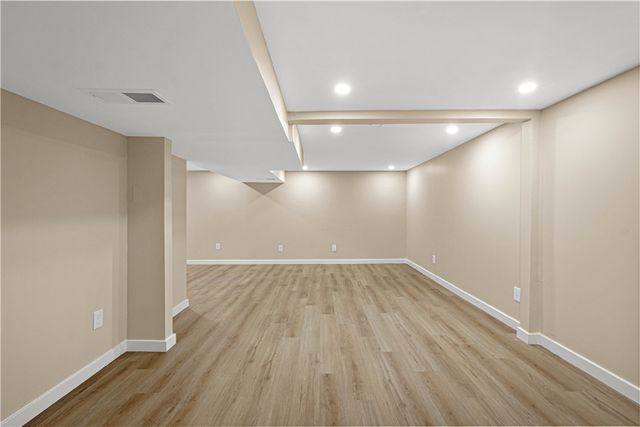 175 Parkedge Rd, Green Tree, PA 15220