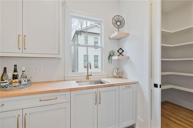 2171 James Alley, Atlanta, GA 30345