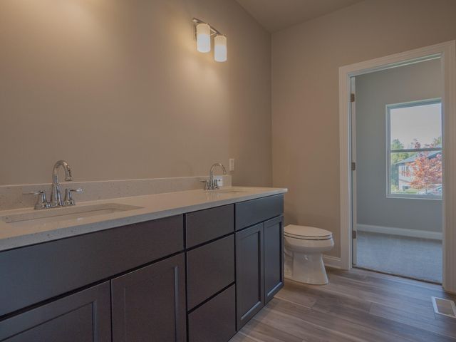 7502 E 116th Avenue, Crown Point, IN 46307