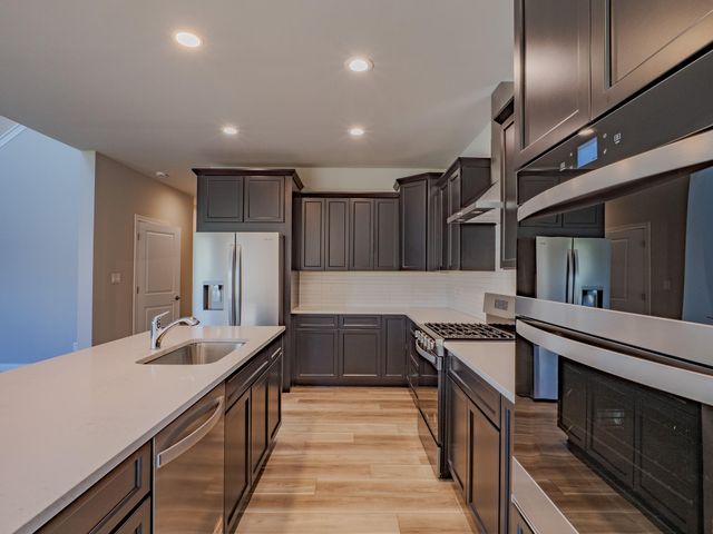 7502 E 116th Avenue, Crown Point, IN 46307