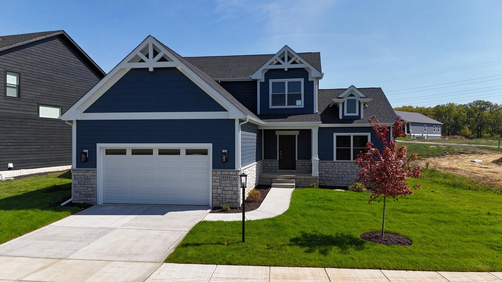 7502 E 116th Avenue, Crown Point, IN 46307