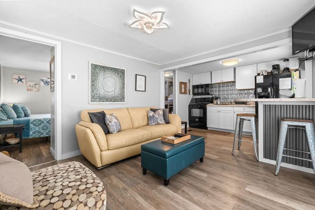 6001 - L-39 S Kings Hwy., Myrtle Beach, SC 29575