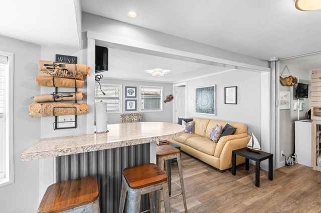 6001 - L-39 S Kings Hwy., Myrtle Beach, SC 29575