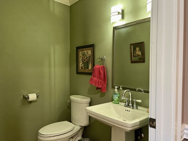 1102 Woodmont Cir, Franklin, KY 42134