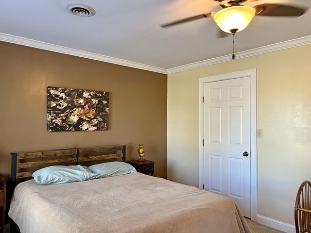 1102 Woodmont Cir, Franklin, KY 42134