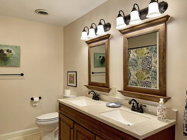 1102 Woodmont Cir, Franklin, KY 42134