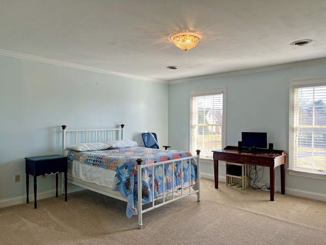 1102 Woodmont Cir, Franklin, KY 42134