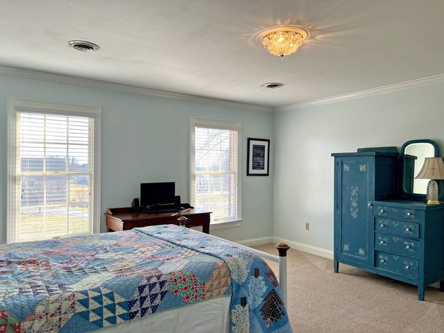 1102 Woodmont Cir, Franklin, KY 42134