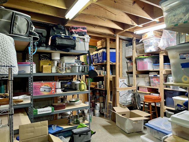 1102 Woodmont Cir, Franklin, KY 42134