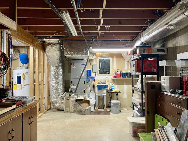 1102 Woodmont Cir, Franklin, KY 42134