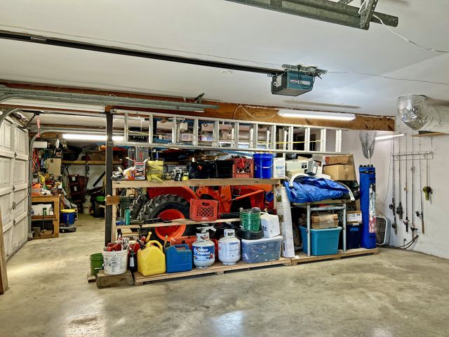 1102 Woodmont Cir, Franklin, KY 42134