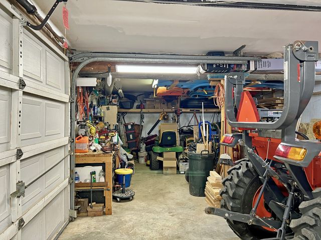 1102 Woodmont Cir, Franklin, KY 42134