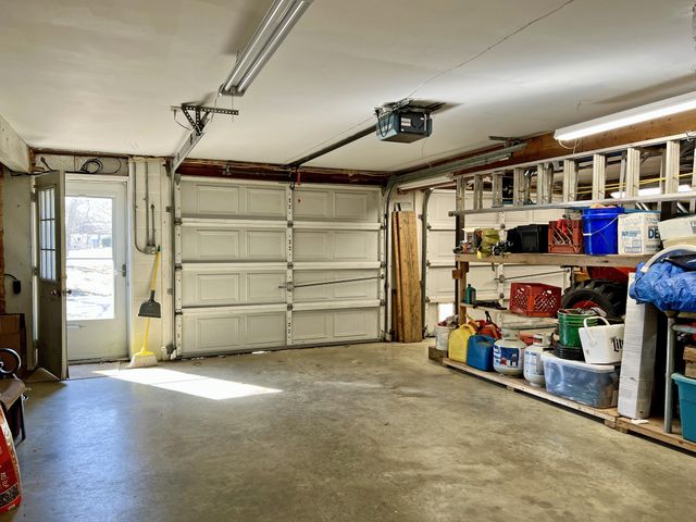 1102 Woodmont Cir, Franklin, KY 42134