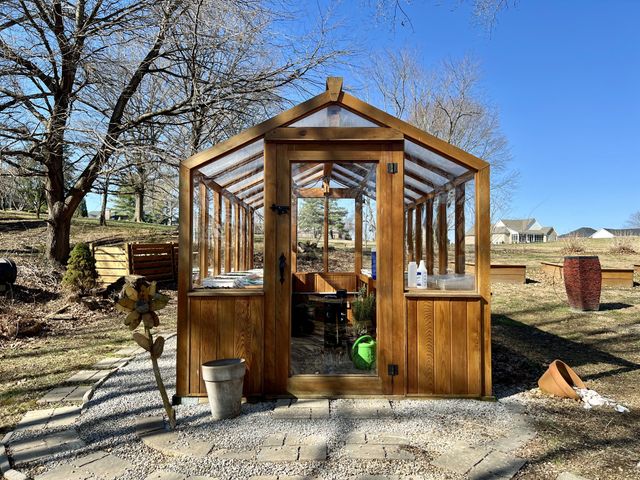 1102 Woodmont Cir, Franklin, KY 42134