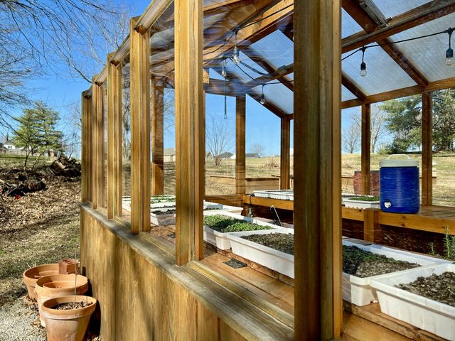 1102 Woodmont Cir, Franklin, KY 42134