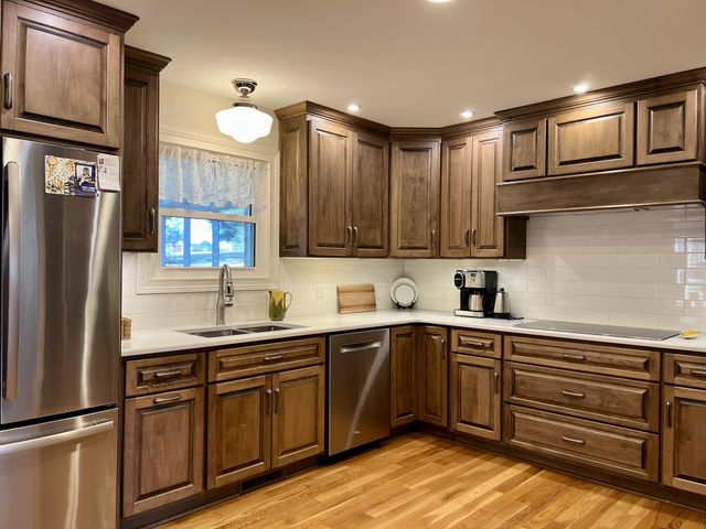 1102 Woodmont Cir, Franklin, KY 42134