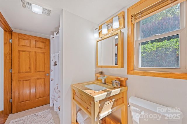 90 Appalachian Trail, Maggie Valley, NC 28751