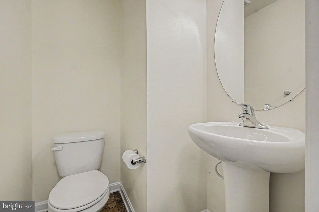 Image 19 of property listing at 414 CHARLESTOWN CROSSING BLVD, North East, MD 21901