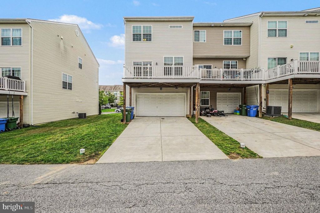 Image 3 of property listing at 414 CHARLESTOWN CROSSING BLVD, North East, MD 21901