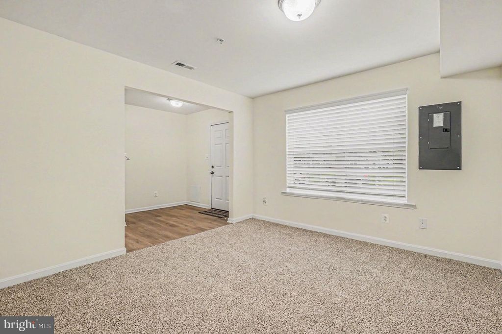 Image 6 of property listing at 414 CHARLESTOWN CROSSING BLVD, North East, MD 21901