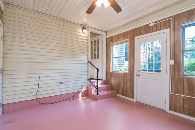 63 Tinkham Rd, Springfield, MA 01129