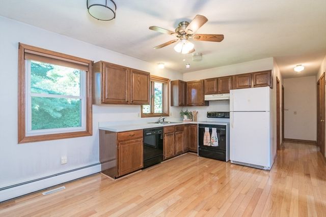 63 Tinkham Rd, Springfield, MA 01129