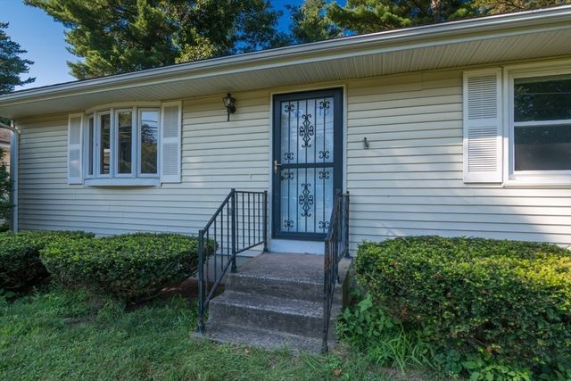 63 Tinkham Rd, Springfield, MA 01129
