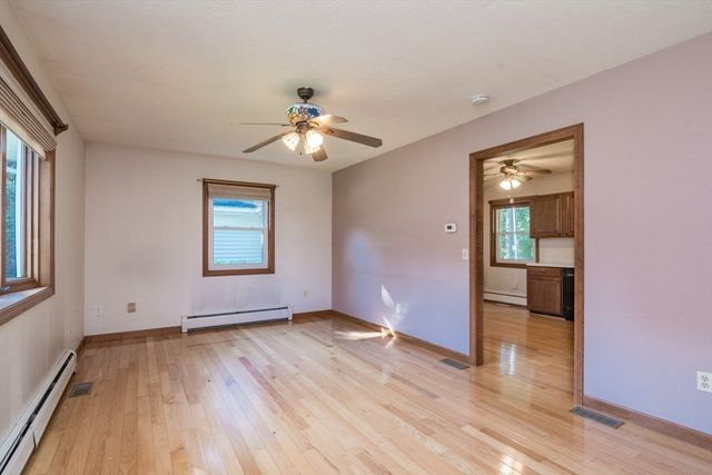 63 Tinkham Rd, Springfield, MA 01129