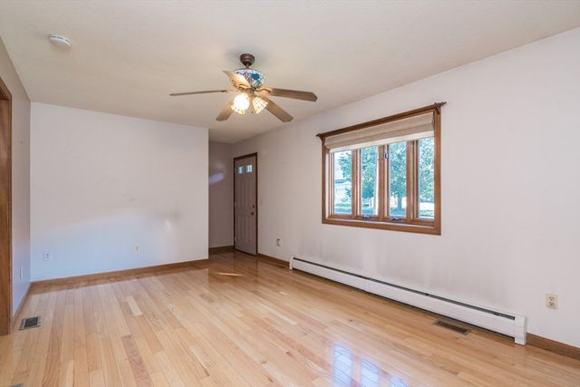63 Tinkham Rd, Springfield, MA 01129