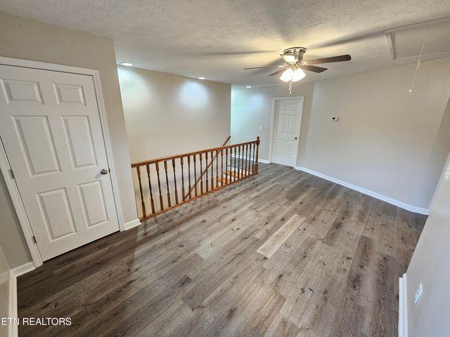 119 Banks Tr, Kodak, TN 37764