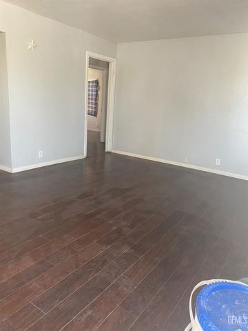 1312 Tate Street, Bakersfield, CA 93306