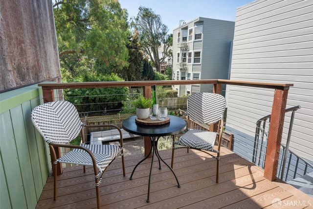 527 Lincoln Way, San Francisco, CA 94122