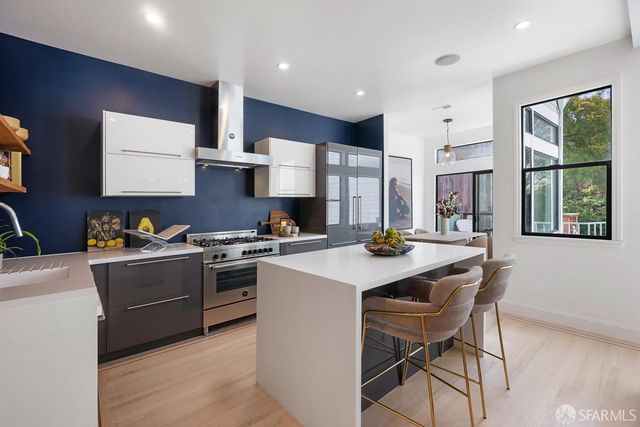 527 Lincoln Way, San Francisco, CA 94122
