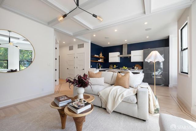 527 Lincoln Way, San Francisco, CA 94122
