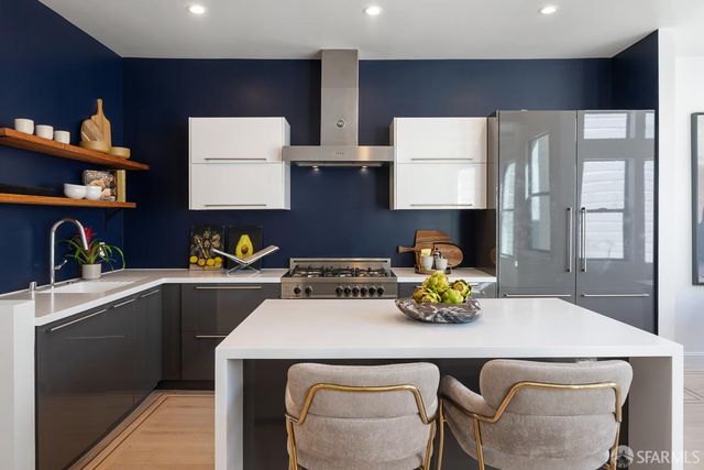527 Lincoln Way, San Francisco, CA 94122