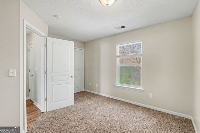 122 Darbys Run Court, Hiram, GA 30141