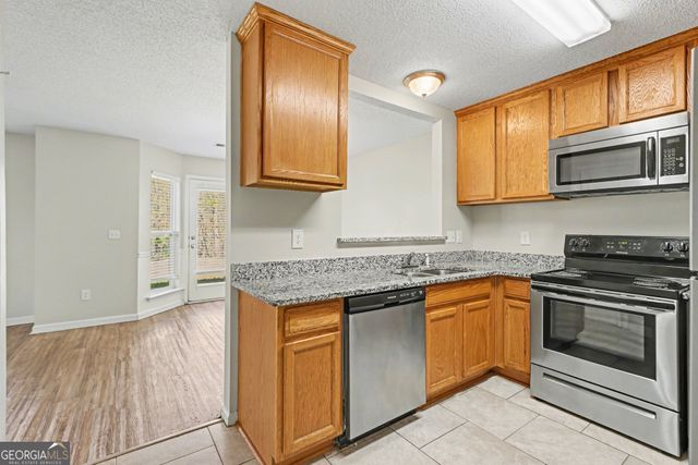 122 Darbys Run Court, Hiram, GA 30141