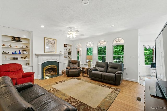 4800 Bailey Branch Ln, Quinton, VA 23141