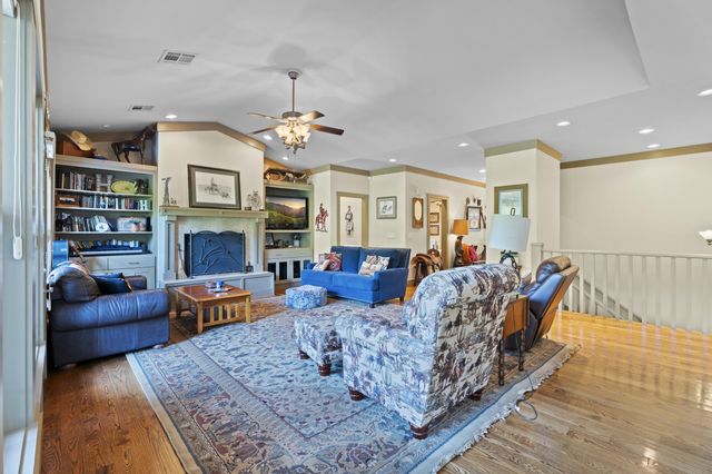 2243 Lower Waterfall Road, Grove, OK 74344