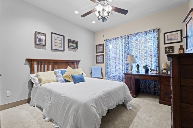 2243 Lower Waterfall Road, Grove, OK 74344