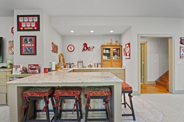 2243 Lower Waterfall Road, Grove, OK 74344