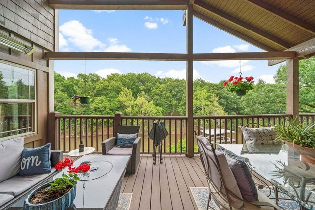 2243 Lower Waterfall Road, Grove, OK 74344