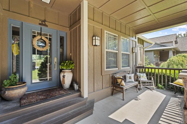 2243 Lower Waterfall Road, Grove, OK 74344